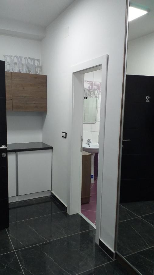 Apartamento Dream House Kruševac Exterior foto